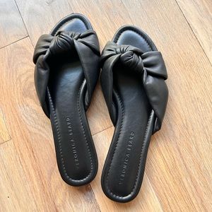 Veronica Beard Salton Knot flat sandal, 8.5